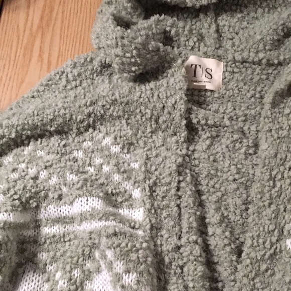 New Women’s Twine & String Cozy Ivory Green Hooded Cardigan size Medium/Large - Picture 5 of 8